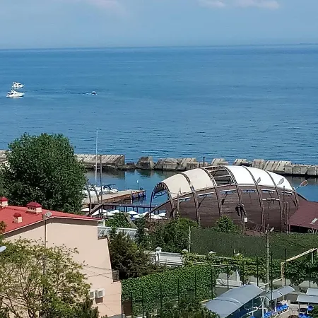 Ваша квартира в Одессе - у самого моря!